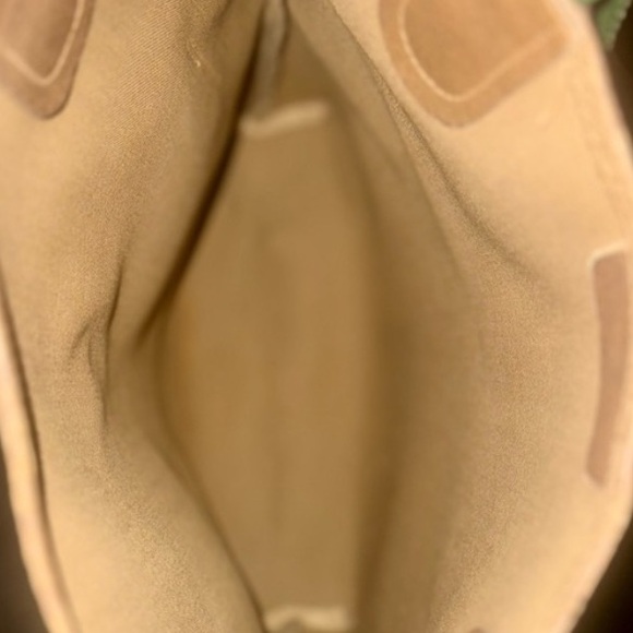 Authentic GUCCI Sherry Line Shoulder PVC Tote Bag - Picture 5 of 7